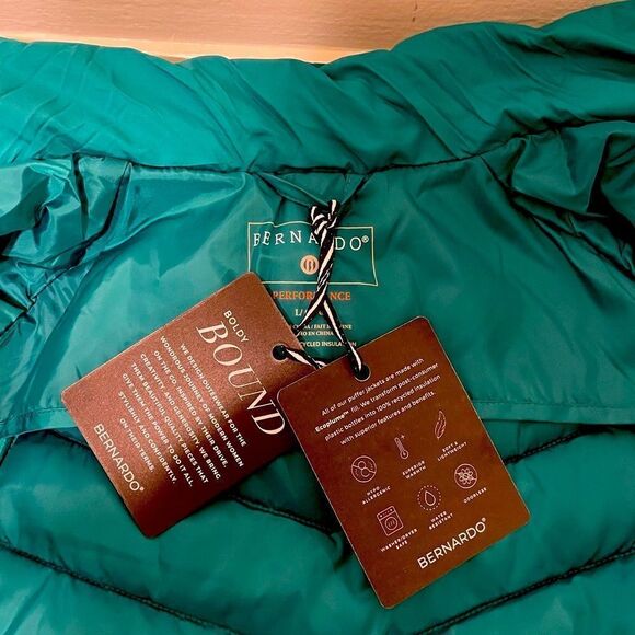 Bernardo quilted lightweight puffer jacket size L - Picture 5 of 9